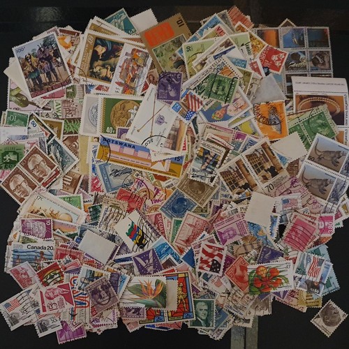 1000 world stamps - +,