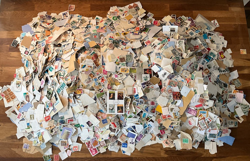 World stamps 5kg off - 5kg, /