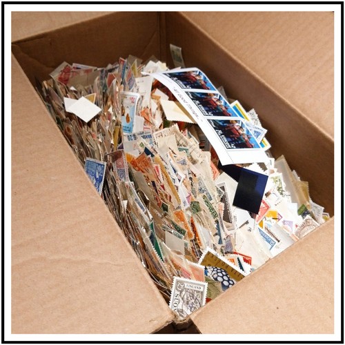 1000 world stamps all off - stamps,