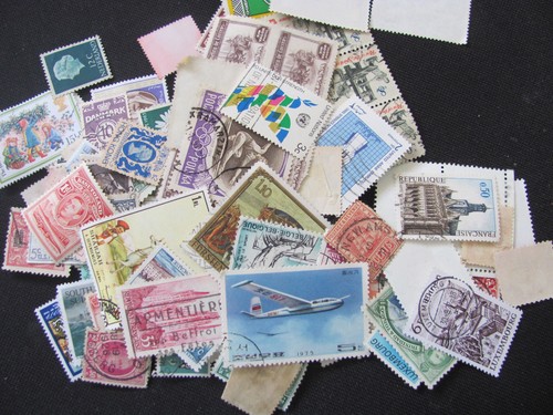 1000 world stamps - +, paper
