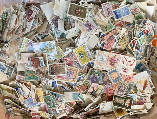 World stamps grams off - world,
