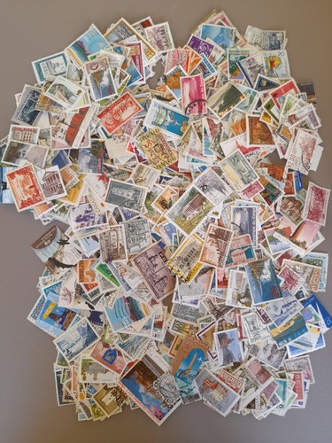 1000 postage stamps